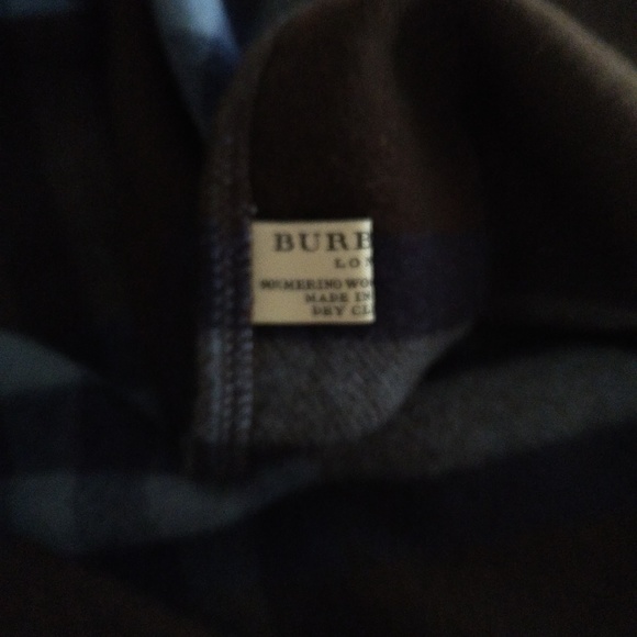 Burberry - wool/cashmere poncho - Picture 3 of 4